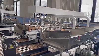 آلة تجميع الفواصل الكرتونية