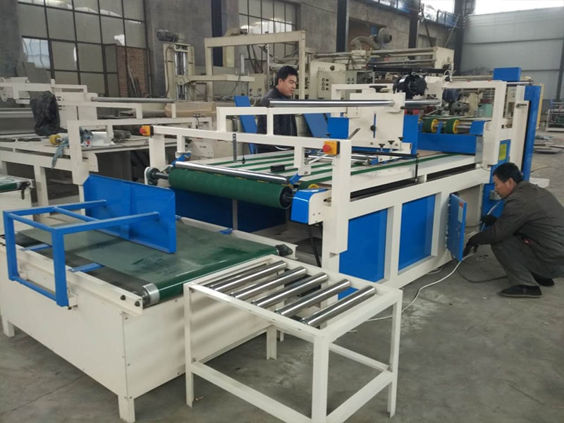 ماكينة شبه أوتوماتيكية لطي ولصق صناديق الكرتون المضلع